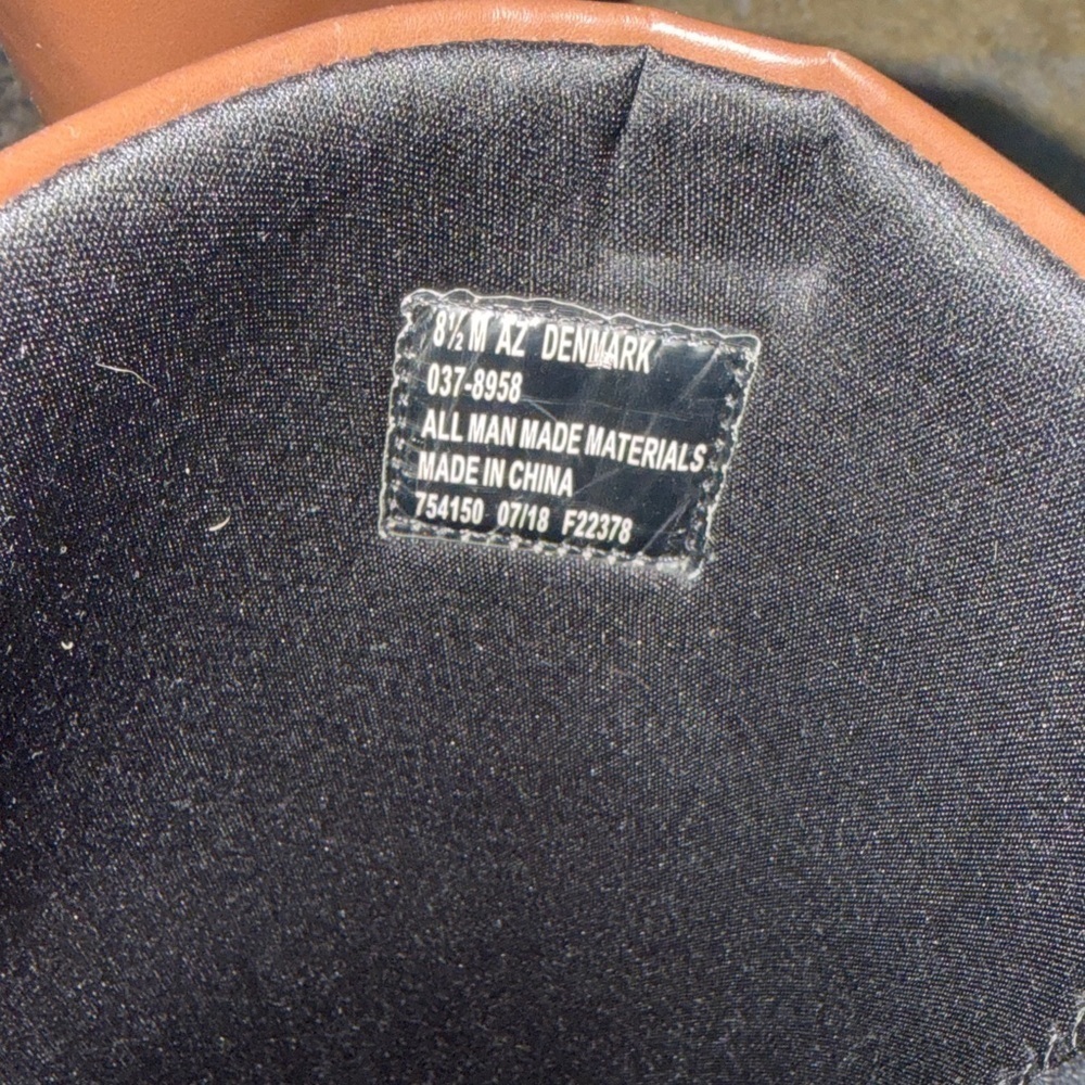 Arizona Jean Company Black and Brown Heeled Boots - Picture 2 of 3